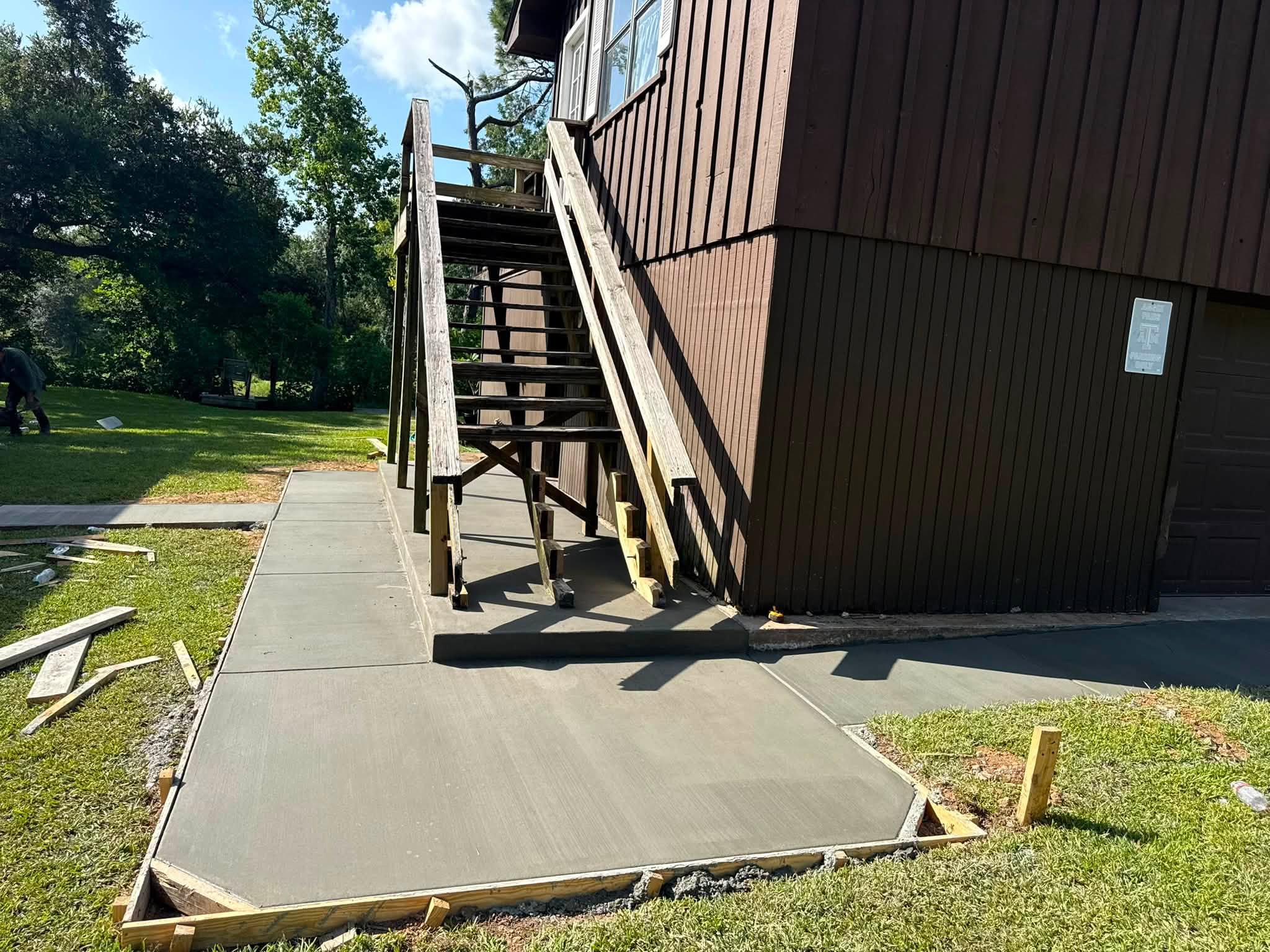 Sidewalks, Walkways & ADA Pathways